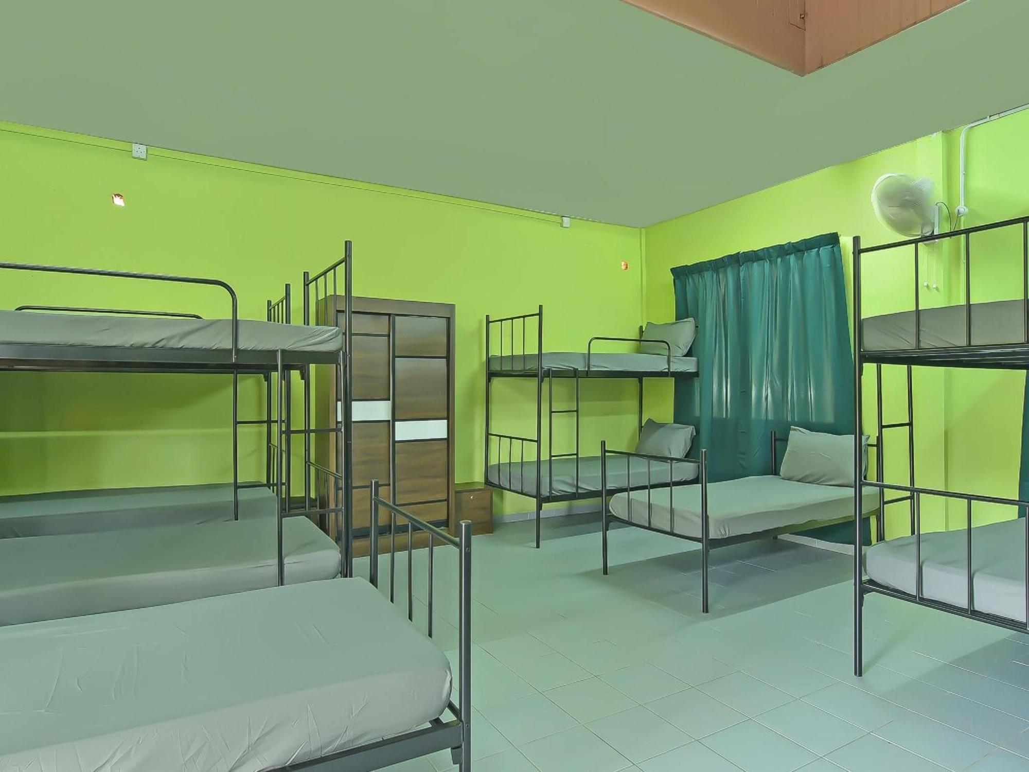 קואלה טרנגאנו Oyo 90744 Bari Indah Beach Resort מראה חיצוני תמונה